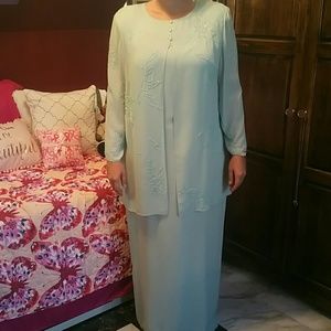 Evening gown/mother of the bride dress.